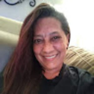 Meet your Posher, Lourdes inez